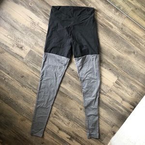 Gymshark TwoTone Leggings - Black/Charcoal - Small